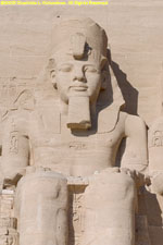 Ramsses statue