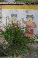 tomb decoration