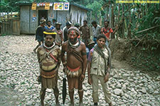 Mendi villagers