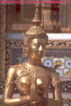 wai statue